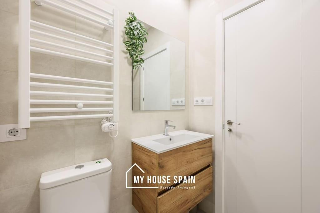 Myhousespain - Renovado Y Luminoso Apartamento Madrid Kültér fotó